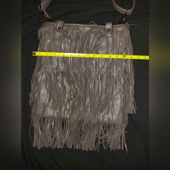 FRINGE BAG, GREY, BEAUTIFUL BAG, BY BAM FOREVER, CROSSBODY/TOP HANDLE, - Picture 9 of 10